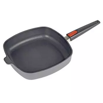 Чугунная сковорода Woll Nowo Titanium, квадратная, высотой 6,5 см, без 24 см, черный