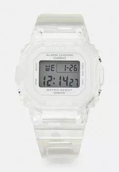 Цифровые часы Casio