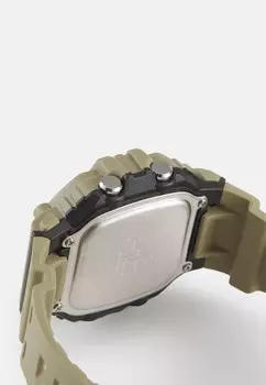 Цифровые часы Casio, песочный