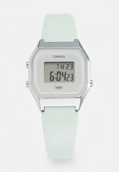 Цифровые часы Casio, зеленый