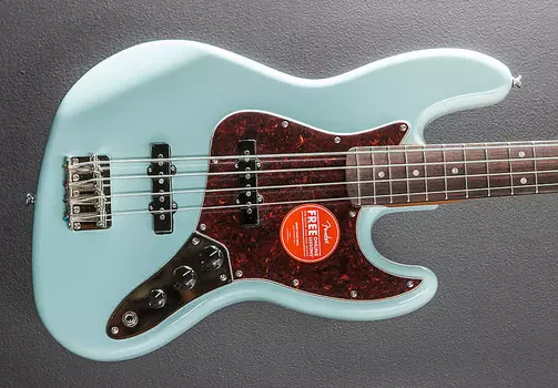 Classic Vibe 60's Jazz Bass - Daphne Blue Squier
