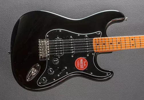 Classic Vibe 70's Stratocaster HSS — черный с кленом Squier Vibe 70's Stratocaster HSS - Black w/Maple
