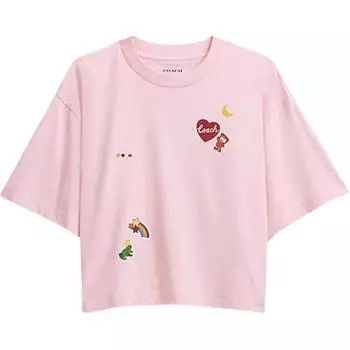 COACH Футболка женская с круглым вырезом и короткими рукавами, декорированная наклейкой, розовая