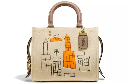 COACH Сумка-кошелек Rogue из кожи, сумка через плечо, коллекция Basquiat, цвет слоновой кости, среднего размера для женщин