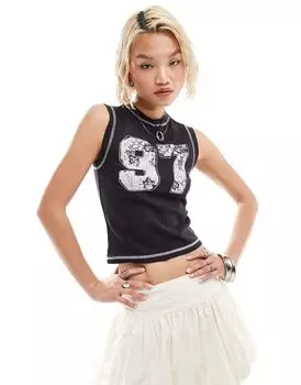 COLLUSION - Черная майка с V-образным вырезом и принтом цифр