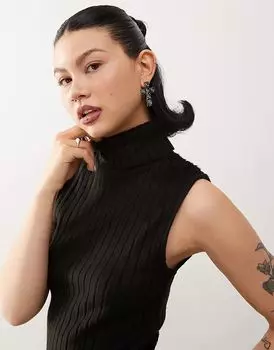 COLLUSION пушистый ретро-топ с высоким воротом