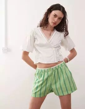 COLLUSION тканые шорты в зеленую полоску