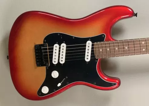 Contemporary Stratocaster Special HT-Sunset Metallic Squier Contemporary Stratocaster HT