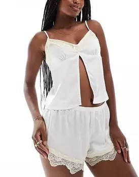 Cotton On – белая пижама с майкой и разрезом спереди