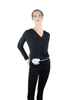 Цветок на поясе-завязке подходит для всех размеров Collezione alessandro, белый