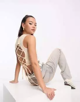 Daisy Street – короткая майка каменного цвета со шнуровкой сзади