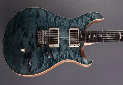 Dave's Guitar Shop Milwaukee 5th Anniversary CE-24 - Blue Crab Blue PRS Dave's Guitar Shop Milwaukee 5th Anniversary -24 - Crab