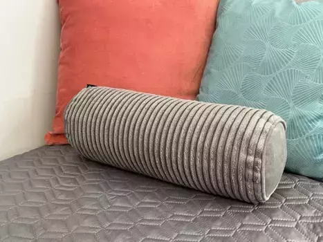 Декоративная подушка AMPO, серый