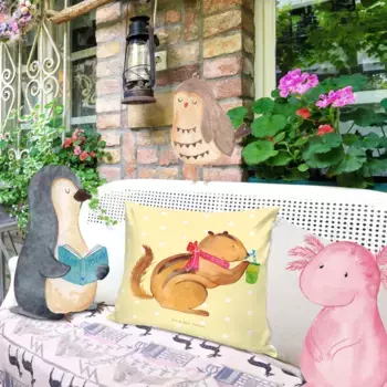 Декоративная подушка Mr. & Mrs. Panda, желтый