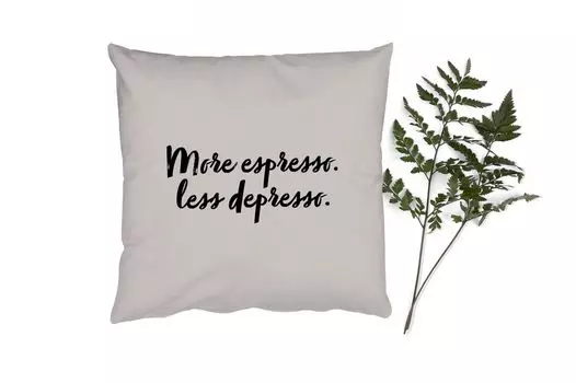 Декоративная подушка MuchoWow Диванная подушка Декоративная подушка для гостиной 60 x 60 см Больше эспрессо. Меньше депрессо - Цитаты - Пословицы - Кофе - Эспрессо - Чехол на подушку - Хлопчатобумажная ткань - Декоративные наволочки