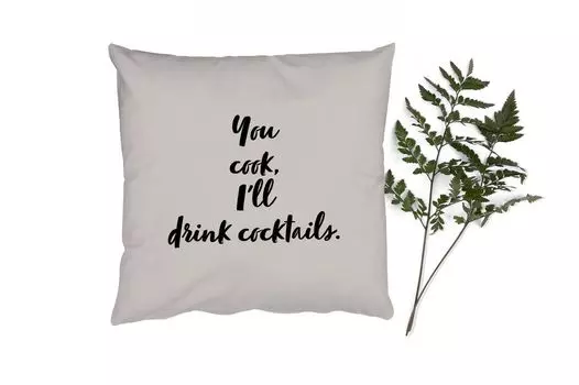 Декоративная подушка MuchoWow, диванная подушка, декоративная подушка для гостиной, 60 х 60 см, цитаты - коктейль - ты готовишь, я пью коктейли - пословицы - кулинария - чехол на подушку - хлопчатобумажная ткань - декоративные наволочки, мультик...