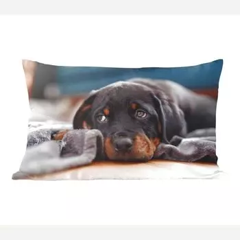 Декоративная подушка MuchoWow Диванная подушка Декоративная подушка для гостиной 50 x 30 см Милый щенок ротвейлера лежит на полу - Чехлы на диванные подушки - Без наполнителя