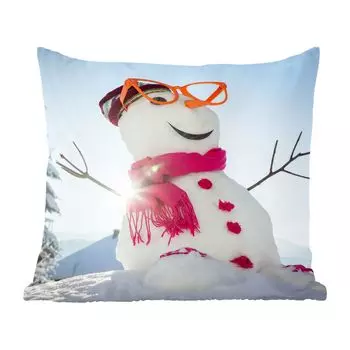 Декоративная подушка MuchoWow диванная подушка для гостиной декоративная подушка 60х60 см Снеговик с солнцем за спиной создает рождественскую атмосферу - чехол на подушку - хлопчатобумажная ткань - декоративные наволочки
