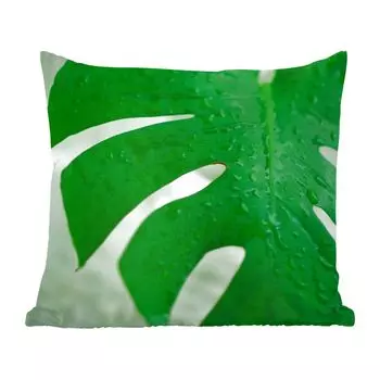 Декоративная подушка MuchoWow, диванная подушка для гостиной, декоративная подушка 60 x 60 см, крупный план капель на листе сырного растения (Monstera deliciosa) - чехол на подушку - хлопчатобумажная ткань - декоративные наволочки