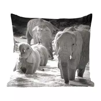 Декоративная подушка MuchoWow, подушка для дивана, декоративная подушка для гостиной, 60 х 60 см, семейные слоны в воде в черно-белом цвете - чехол на подушку - хлопчатобумажная ткань - декоративные чехлы на подушки