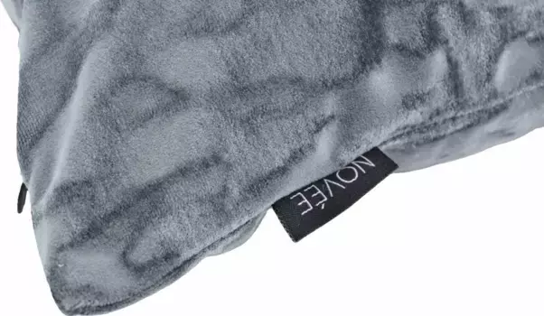 Декоративная подушка NOVE