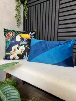 Декоративная подушка NOVE