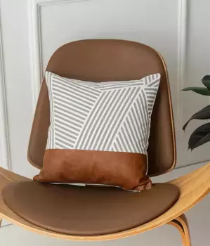 Декоративная подушка NOVE