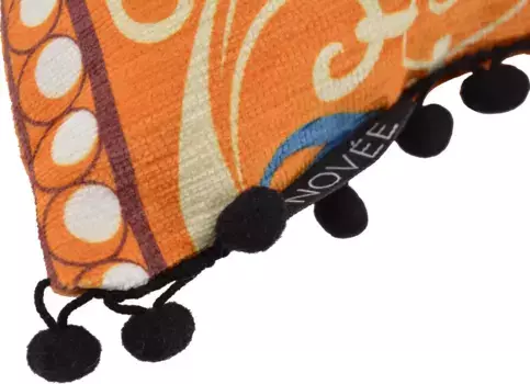 Декоративная подушка NOVE