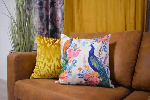 Декоративная подушка NOVE