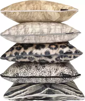 Декоративная подушка NOVE