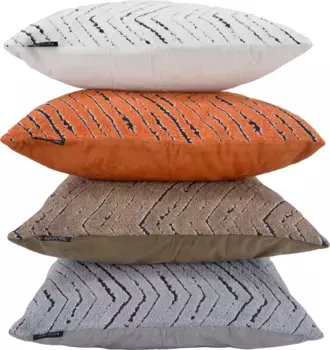 Декоративная подушка NOVE