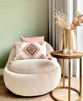 Декоративная подушка NOVE