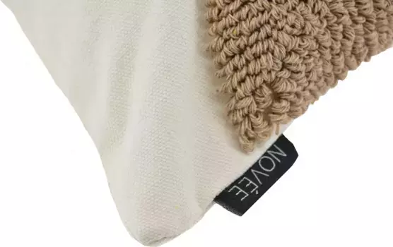 Декоративная подушка NOVE