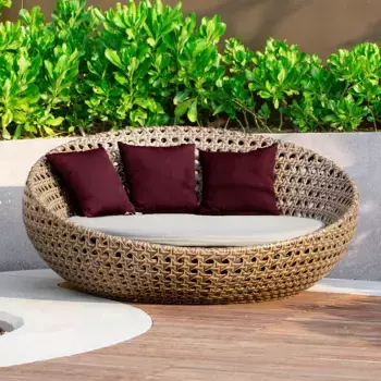 Декоративная поудшка Novely