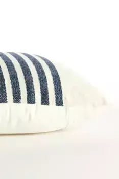 Декоративная поудшка Present Time, белый