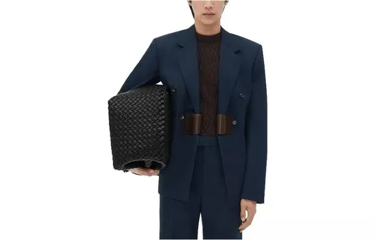 Деловой костюм мужской Bottega Veneta, синий