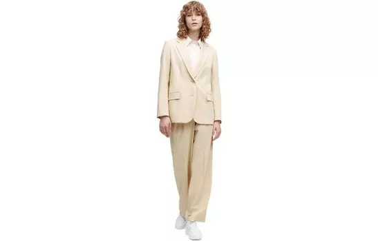 Деловой костюм женский кремовый Uniqlo