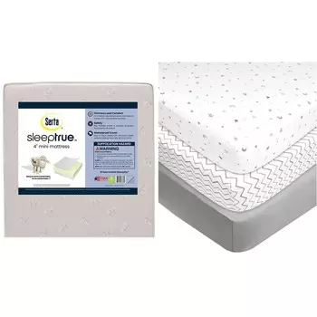 Delta Children Serta Sleep Матрас для детской кроватки True Mini и набор из 3 простыней для маленькой кроватки American Baby Company для мальчиков и девочек, Gray, White