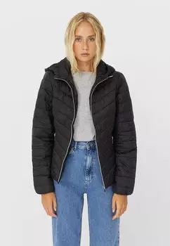 Демисезонная куртка Stradivarius, черный