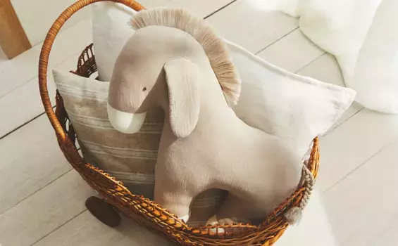Детская подушка-ослик Zara Home, экрю