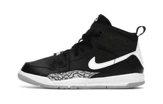 Детские баскетбольные кроссовки Jordan Legacy 312 BP