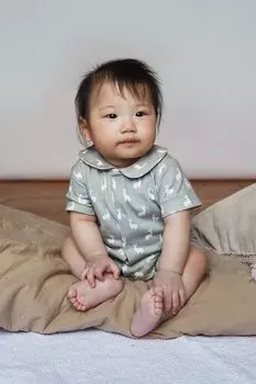 Детские комбинезоны из трикотажа с принтом кролика The Little Tailor, серый