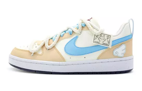 Детские кроссовки для скейтбординга Court Borough GS Low-top бежевые/синие Nike, цвет Off White