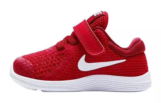 Детские кроссовки Nike REVOLUTION 4 Детские