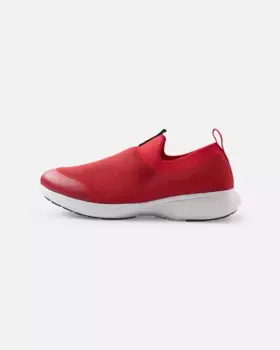 Детские слипоны Bouncing, которые можно стирать в машине Reima, цвет Reima Red