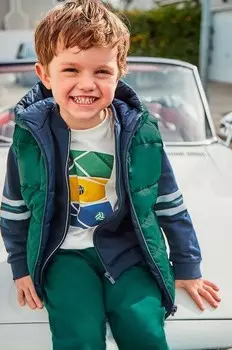 Детский двусторонний жилет. Mayoral, зеленый