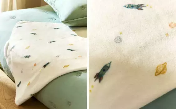 Детское флисовое космическое одеяло Zara Home, мультиколор