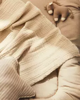 Детское хлопковое одеяло Zara Home, экрю