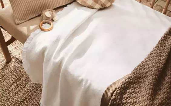 Детское покрывало с рюшами Zara Home, белый