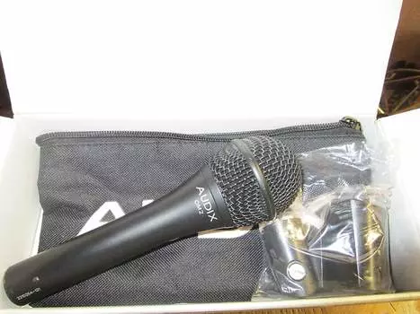 Динамический вокальный микрофон Audix OM2 Handheld Hypercardioid Dynamic Microphone